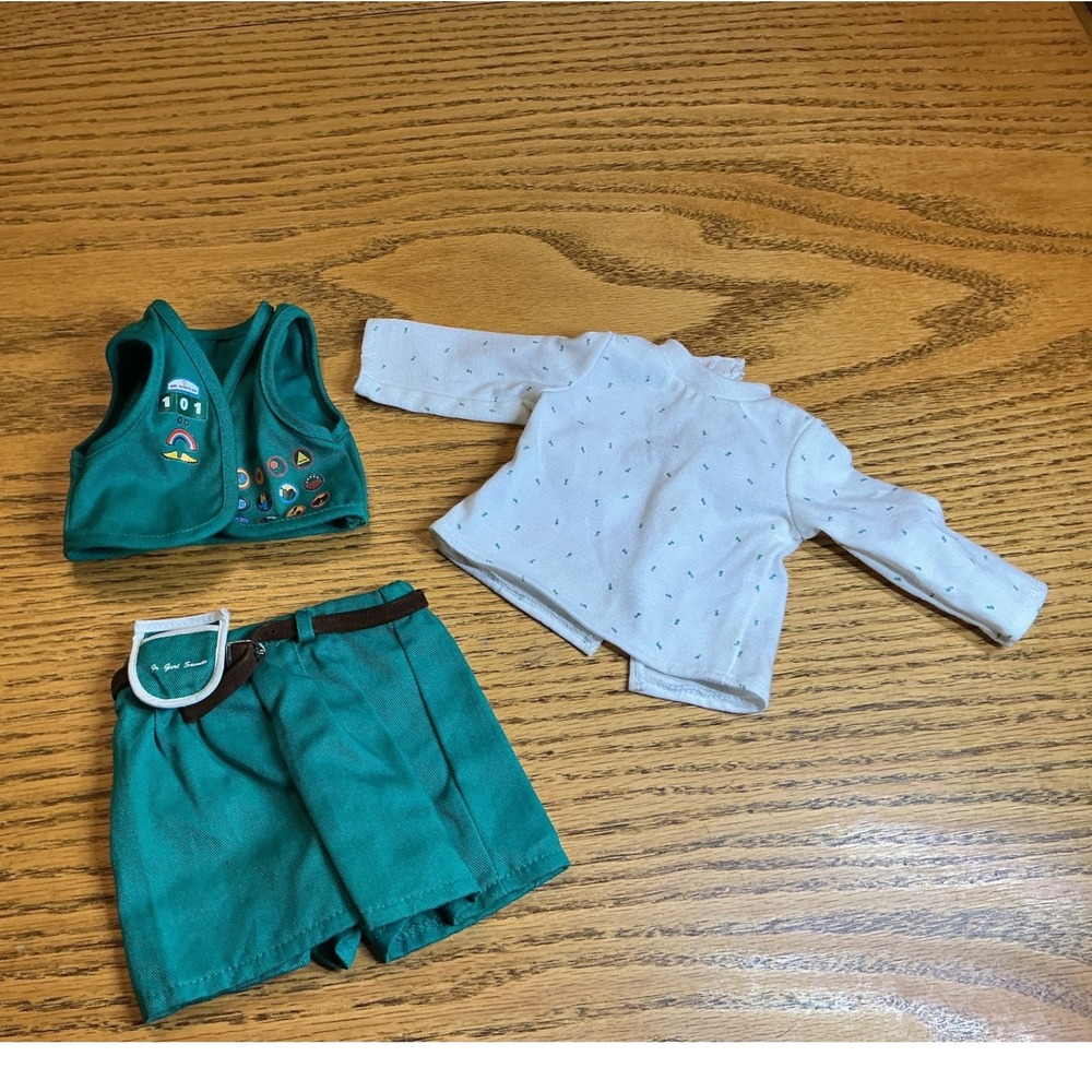 American Girl Molly Junior Badges Outfit Vest Shirt Shorts Pleasant Co Vintage